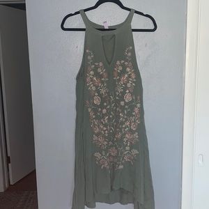 Women’s dress